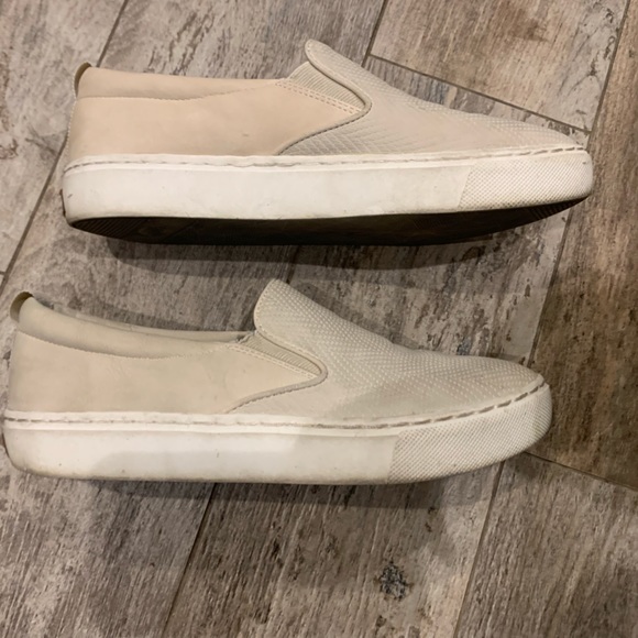 Women’s Dr. Scholl’s slip-on sneakers size 8 - Picture 3 of 6